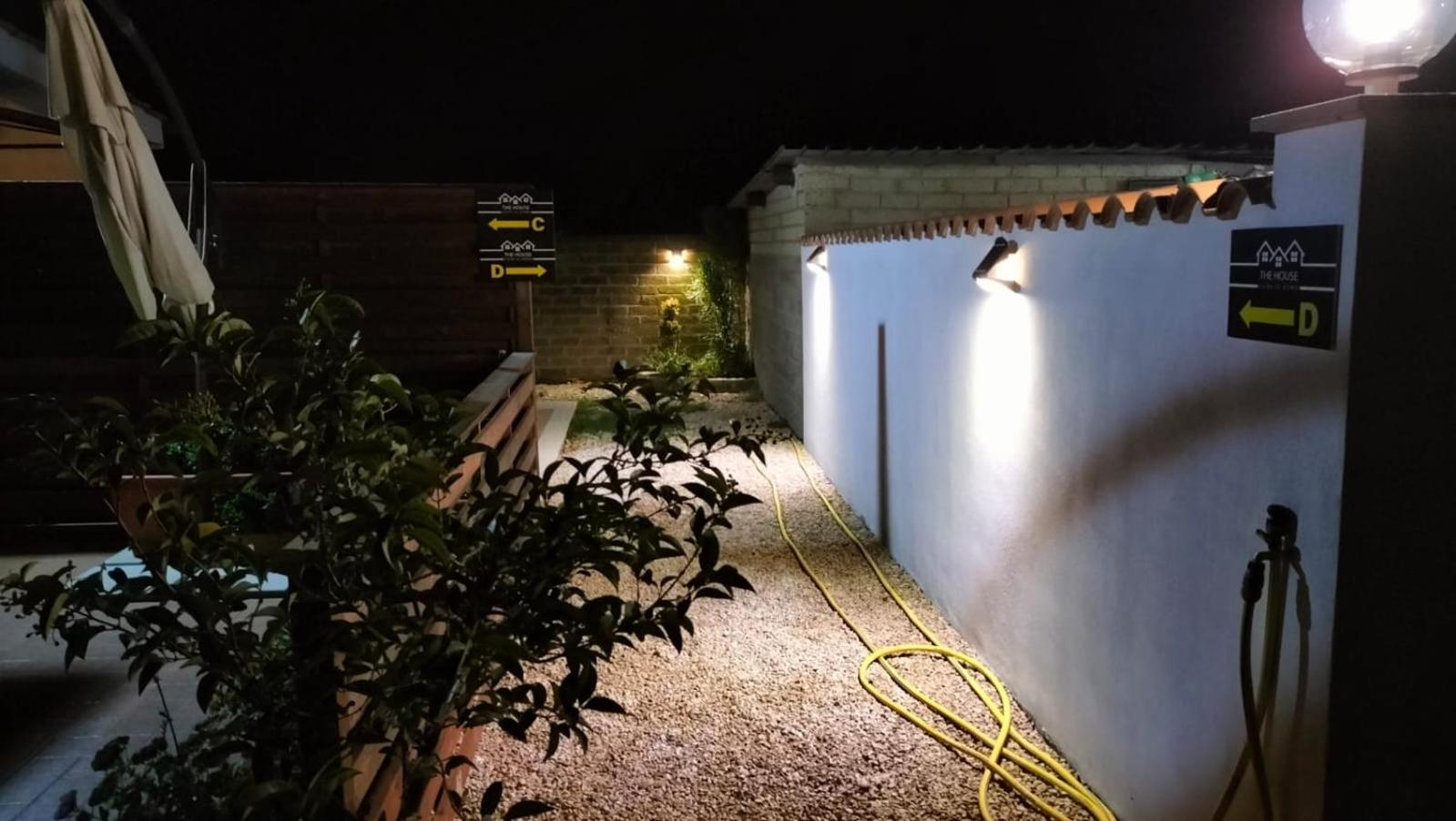 The House Fiera Di Roma Aeroporto Fiumicino Apartamento Ponte Galeria Exterior foto